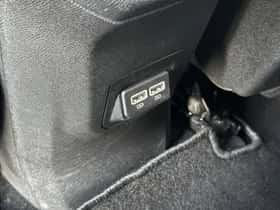 Peugeot 3008 (2021) thumbnail 25