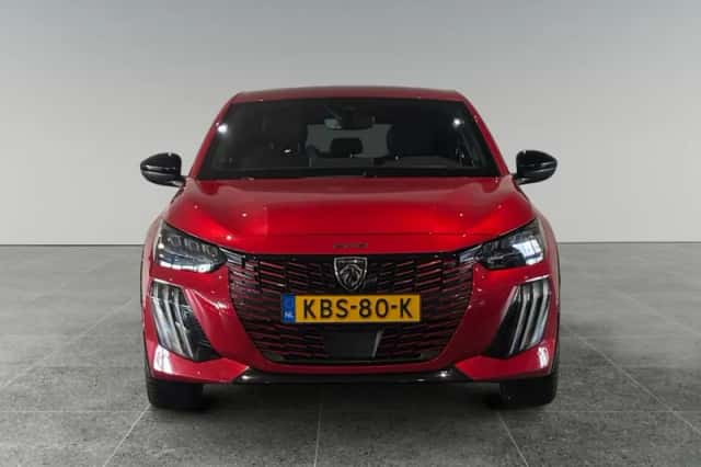 Peugeot 208 (2024) thumbnail 3