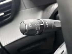 Peugeot 208 (2024) thumbnail 21