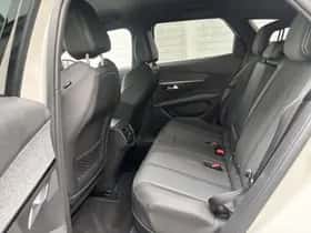 Peugeot 3008 (2024) thumbnail 12