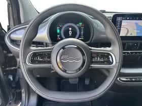Fiat 500e (2022) thumbnail 13