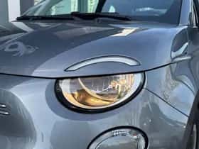 Fiat 500e (2022) thumbnail 25