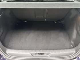 Peugeot 308 (2014) thumbnail 13
