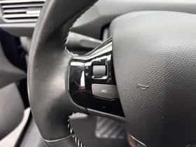Peugeot 308 (2014) thumbnail 18