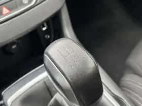 Peugeot 308 (2014) thumbnail 24