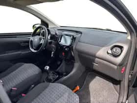 Peugeot 108 (2021) thumbnail 11