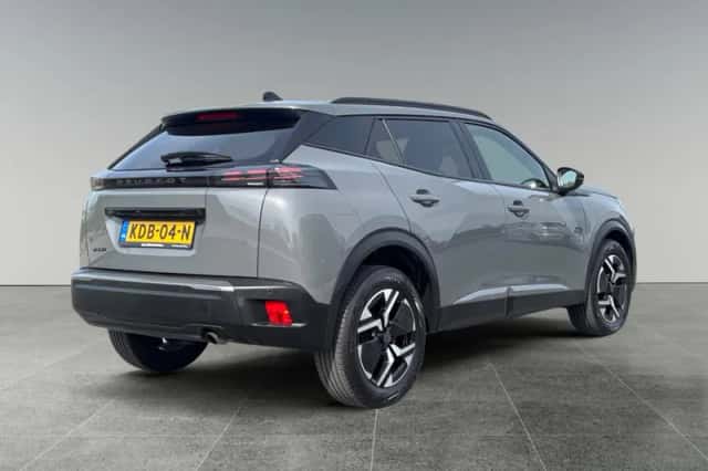Peugeot 2008 (2024) thumbnail 5