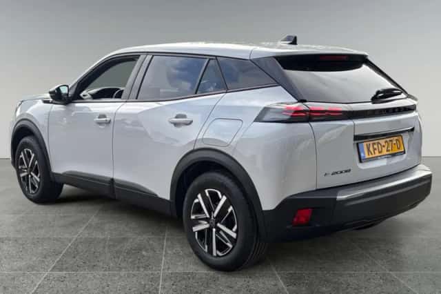 Peugeot e-2008 (2026) thumbnail 3