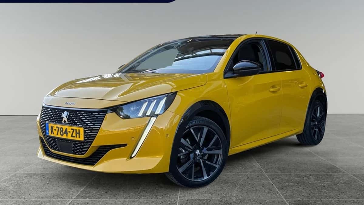 Peugeot 208 (2021) — foto 1