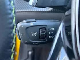 Peugeot 208 (2021) thumbnail 32
