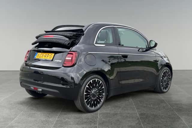 Fiat 500C (2026) thumbnail 5