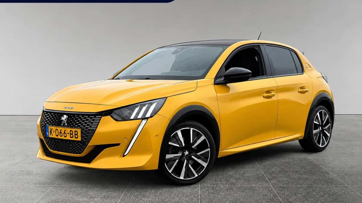 Peugeot 208 (2020) — foto 1