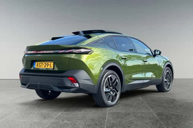 Peugeot e-408 (2026) thumbnail 5