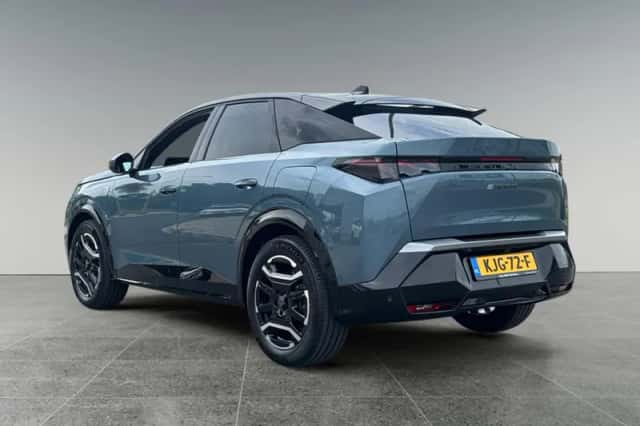 Peugeot e-3008 (2026) thumbnail 3