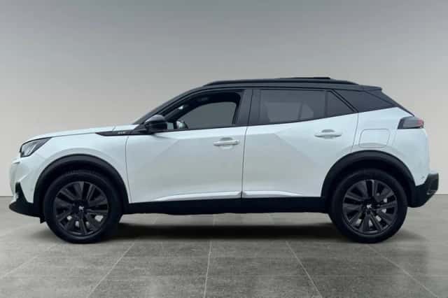 Peugeot 2008 (2021) thumbnail 2