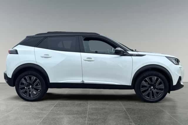 Peugeot 2008 (2021) thumbnail 6