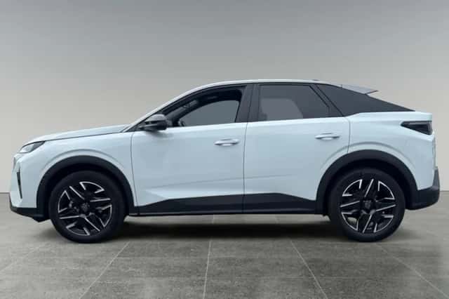 Peugeot 3008 (2024) thumbnail 2