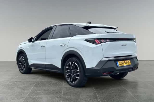 Peugeot 3008 (2024) thumbnail 3