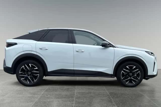 Peugeot 3008 (2024) thumbnail 6