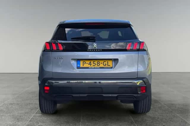 Peugeot 3008 (2022) thumbnail 5