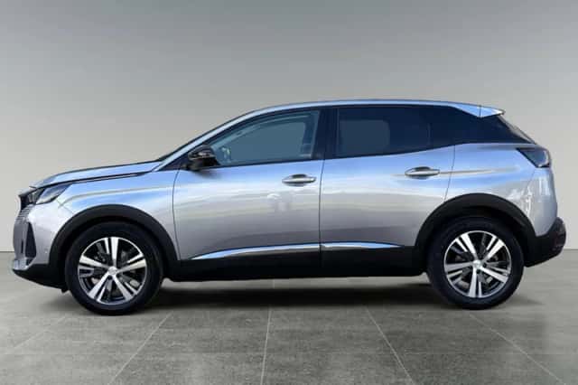 Peugeot 3008 (2022) thumbnail 6