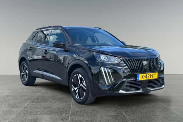 Peugeot 2008 (2023) thumbnail 6