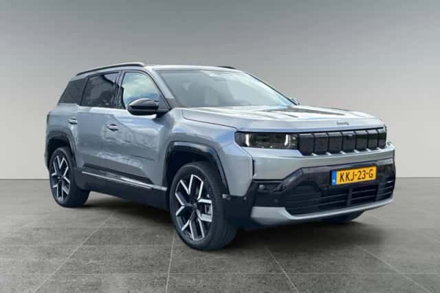 Jeep Compass (2026) thumbnail 2