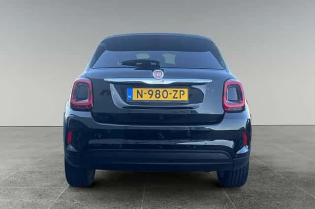 Fiat 500X (2022) thumbnail 4