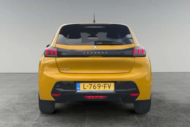 Peugeot 208 (2021) thumbnail 4