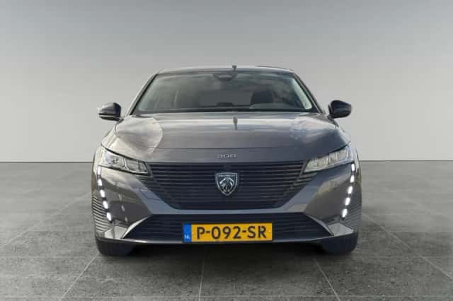 Peugeot 308 (2022) thumbnail 2