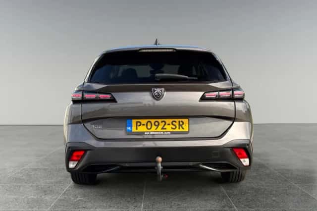 Peugeot 308 (2022) thumbnail 6