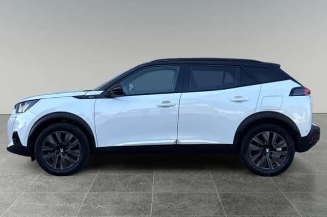 Peugeot 2008 (2021) thumbnail 2