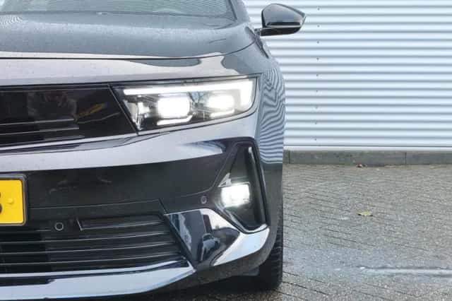 Opel Astra (2024) thumbnail 4