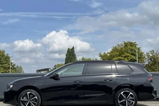 Opel Astra (2024) thumbnail 2
