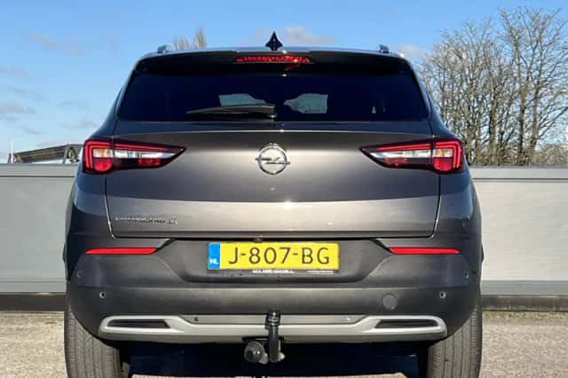 Opel Grandland X (2020) thumbnail 4