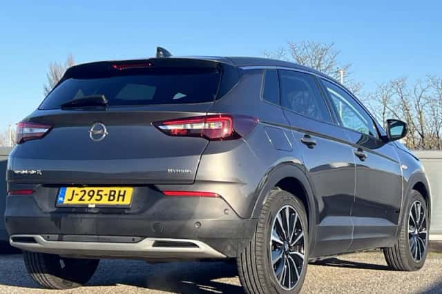 Opel Grandland X (2020) thumbnail 5