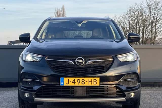 Opel Grandland X (2020) thumbnail 2
