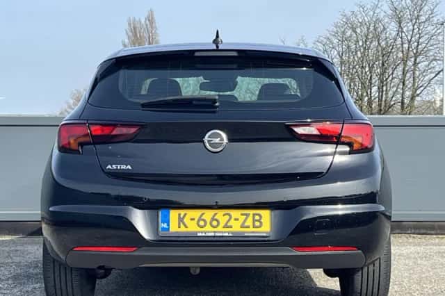 Opel Astra (2021) thumbnail 6