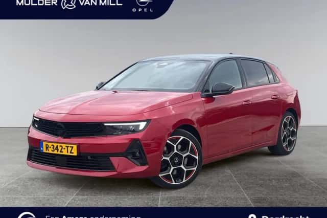 Opel Astra (2022) thumbnail 1