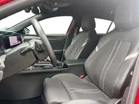 Opel Astra (2022) thumbnail 3