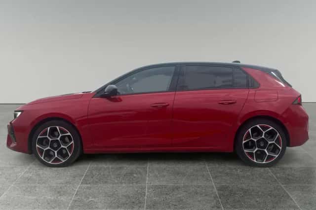 Opel Astra (2022) thumbnail 4