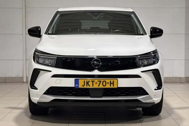 Opel Grandland (2023) thumbnail 3