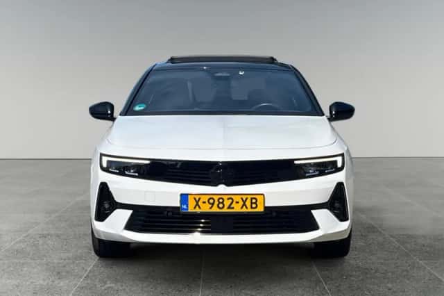 Opel Astra (2024) thumbnail 5