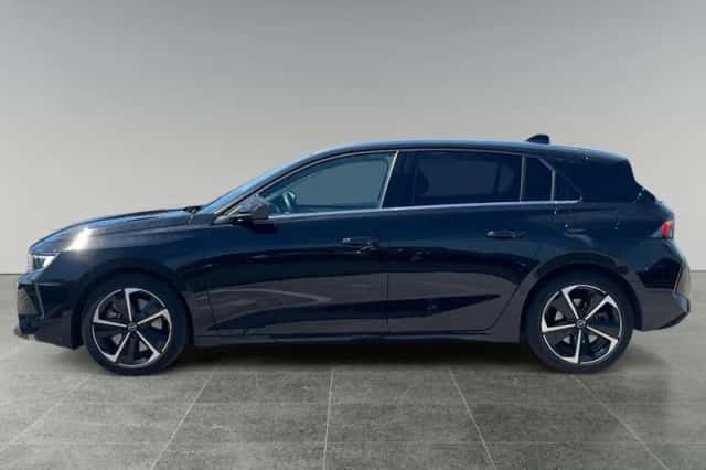 Opel Astra (2022) thumbnail 4