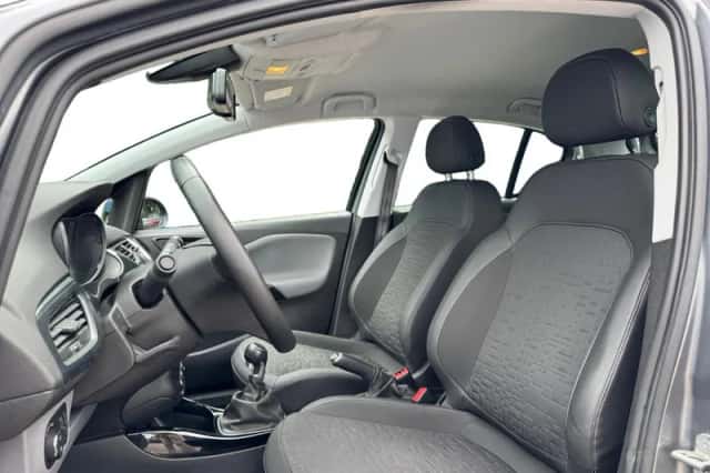 Opel Corsa (2019) thumbnail 3