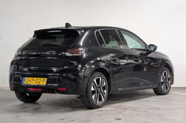 Peugeot 208 (2024) thumbnail 2