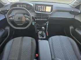 Peugeot 208 (2024) thumbnail 14