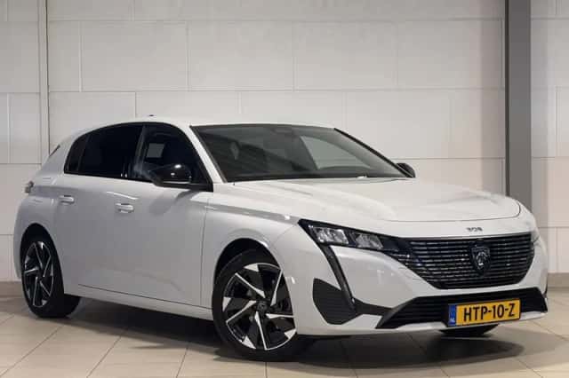 Peugeot 308 (2024) thumbnail 3