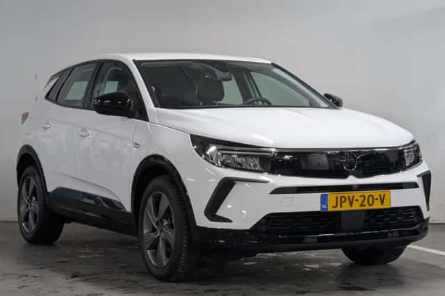 Opel Grandland (2024) thumbnail 5