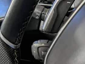 Peugeot 3008 (2021) thumbnail 17